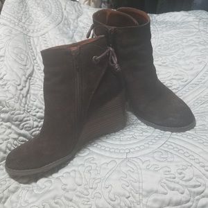 Lucky Women's LK-Yamina Ankle Bootie (JAVA)